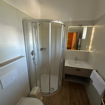 Rastlhof 3*