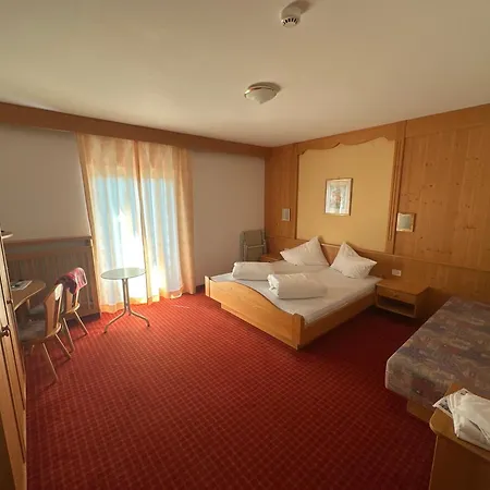 Hotel Rastlhof 3*